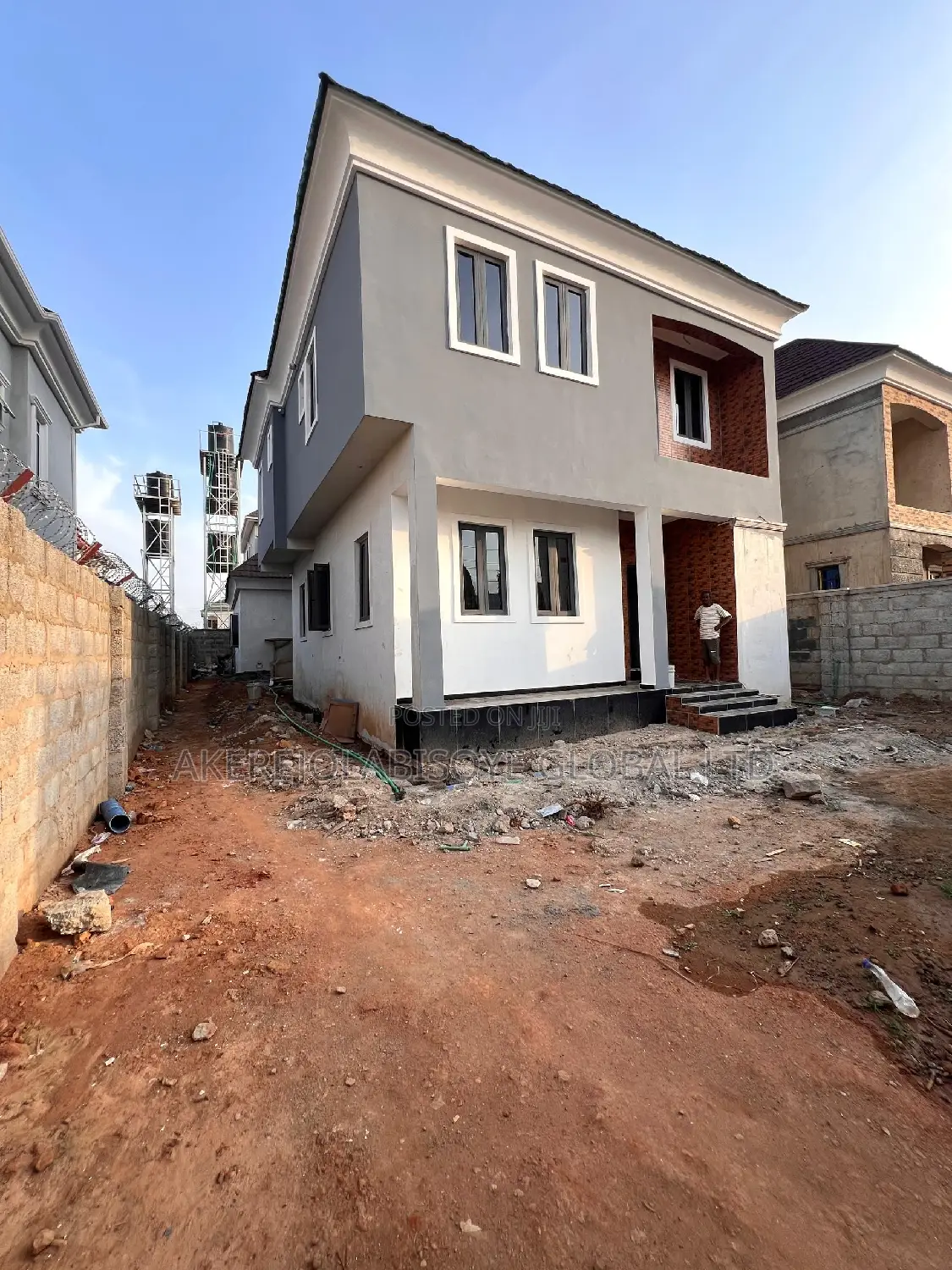 4bdrm Duplex in In An Estate for rent in Life Camp