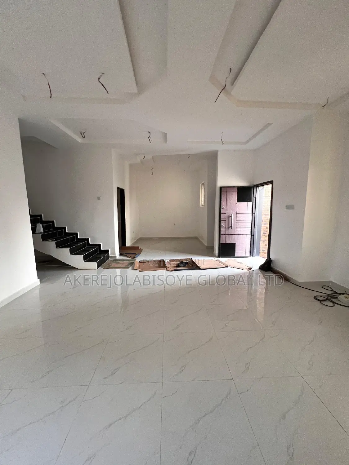 4bdrm Duplex in In An Estate for rent in Life Camp