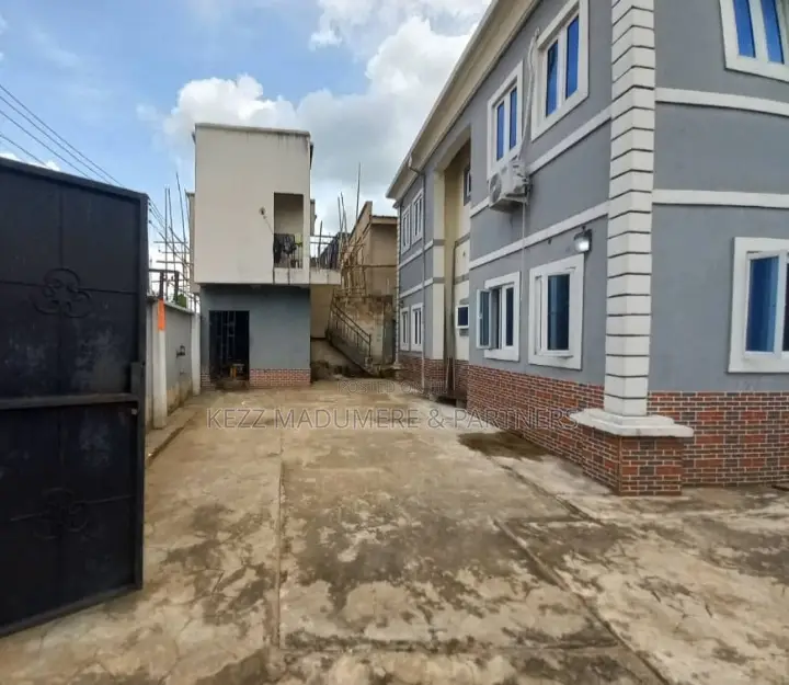 4bdrm Block of Flats in Irete , Owerri , Imo for sale in Owerri