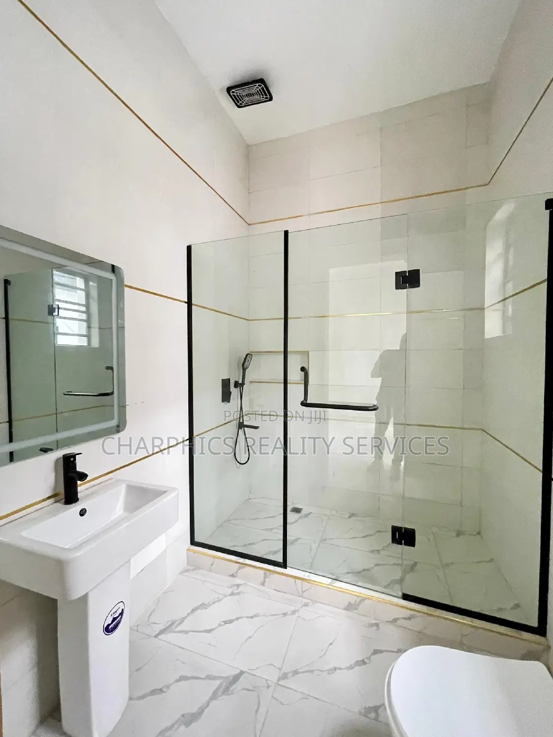 5bdrm Duplex in Lekki for sale in Lekki