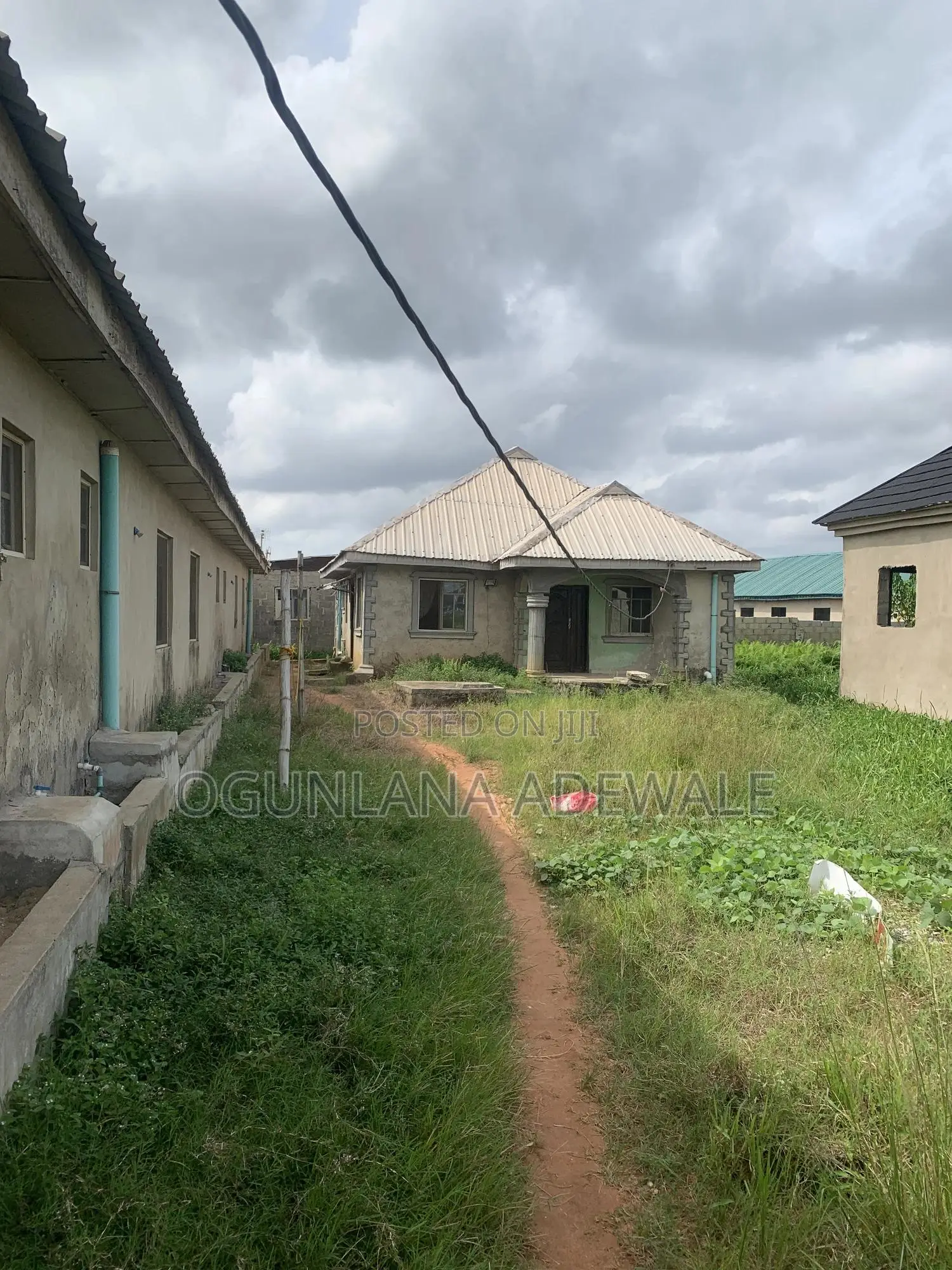 3bdrm Bungalow in Ijeododo, Ikotun/Igando for sale in Ikotun/Igando