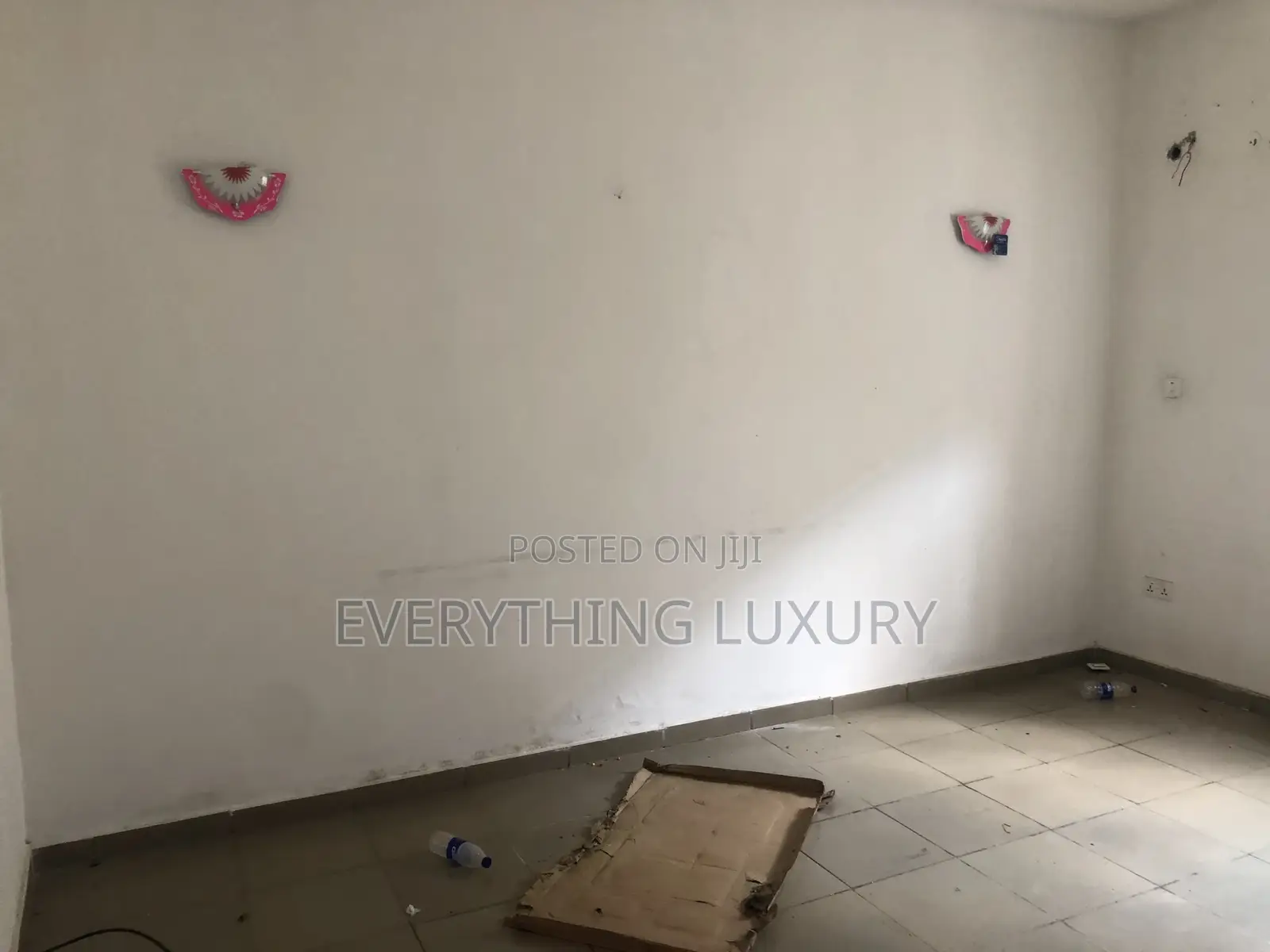 1bdrm Block of Flats in Ushafa for rent in Ushafa
