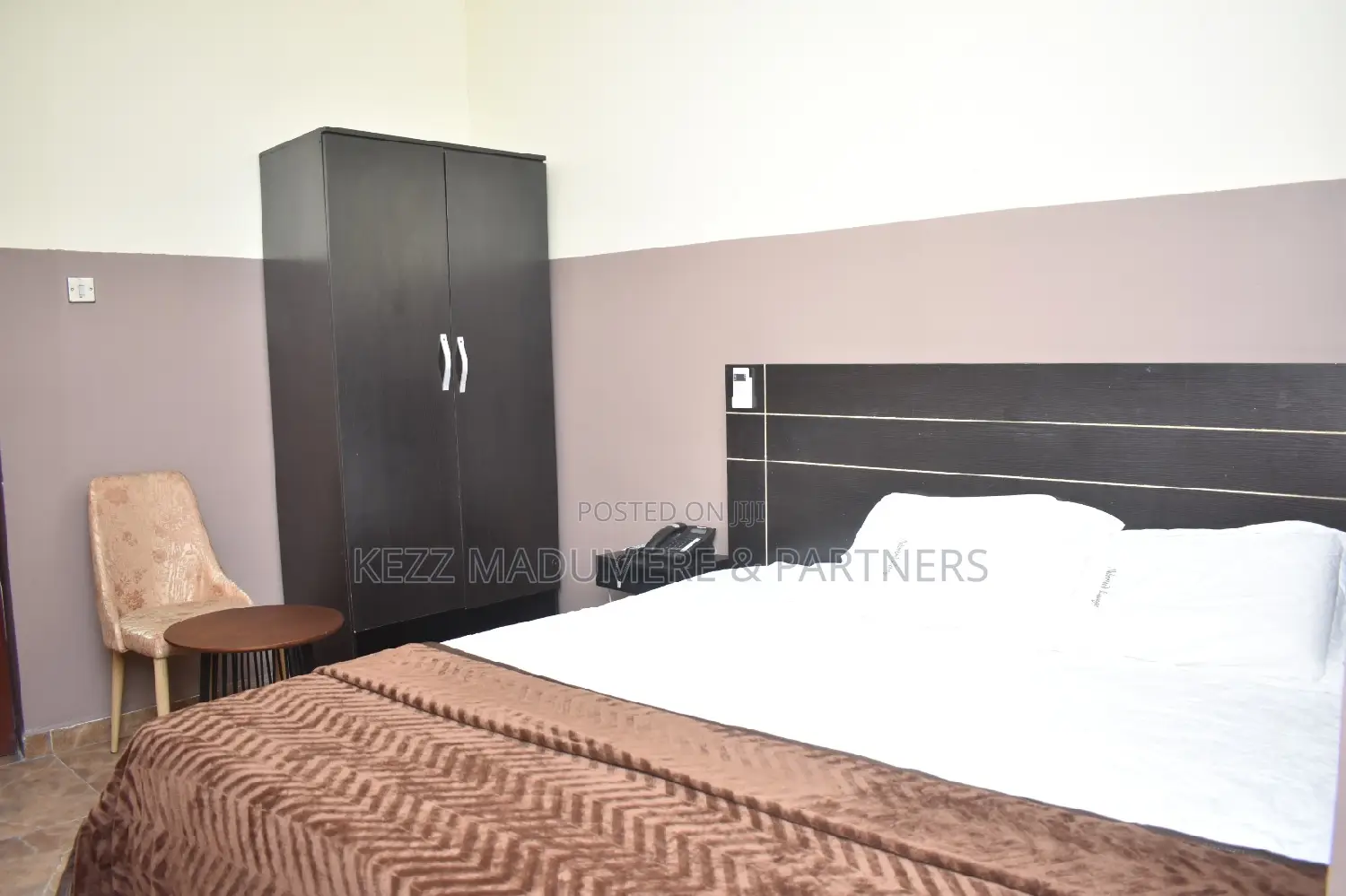For Sale : 20 Rooms Functional Hotel in Port-Harcourt