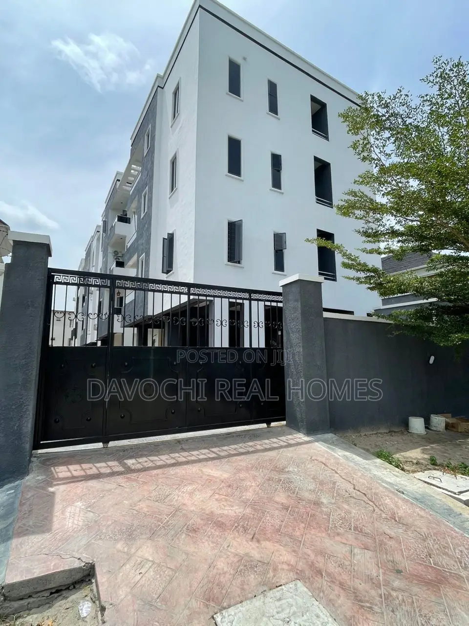 3bdrm Apartment in Chevron, Lekki for rent in Lekki