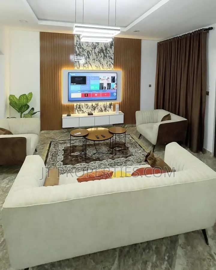 Luxury 2 Bedroom Wuye in Wuye
