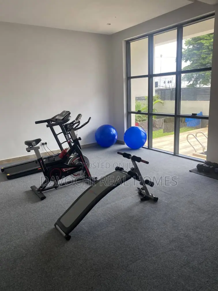 2bdrm Maisonette in Lekki Phase One for rent in Lekki
