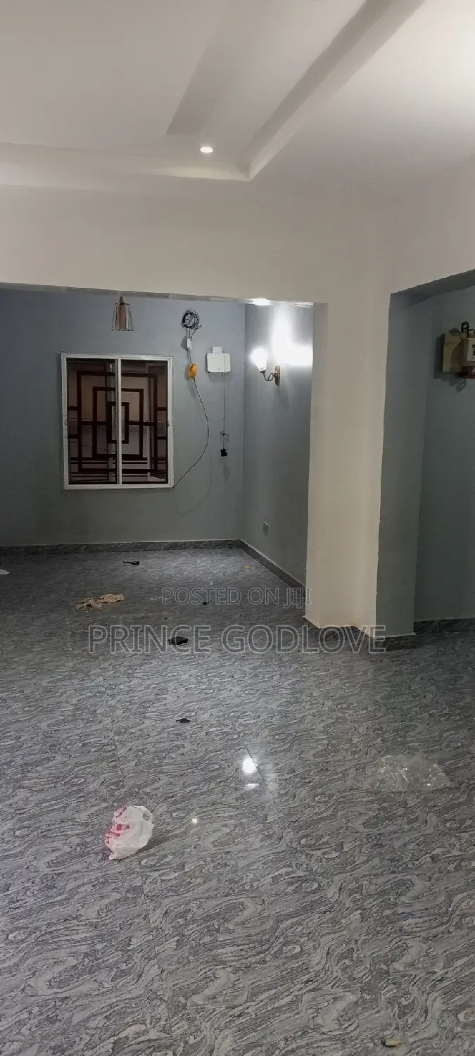 2bdrm Block of Flats in Trans Engineering, Dawaki for rent in Dawaki