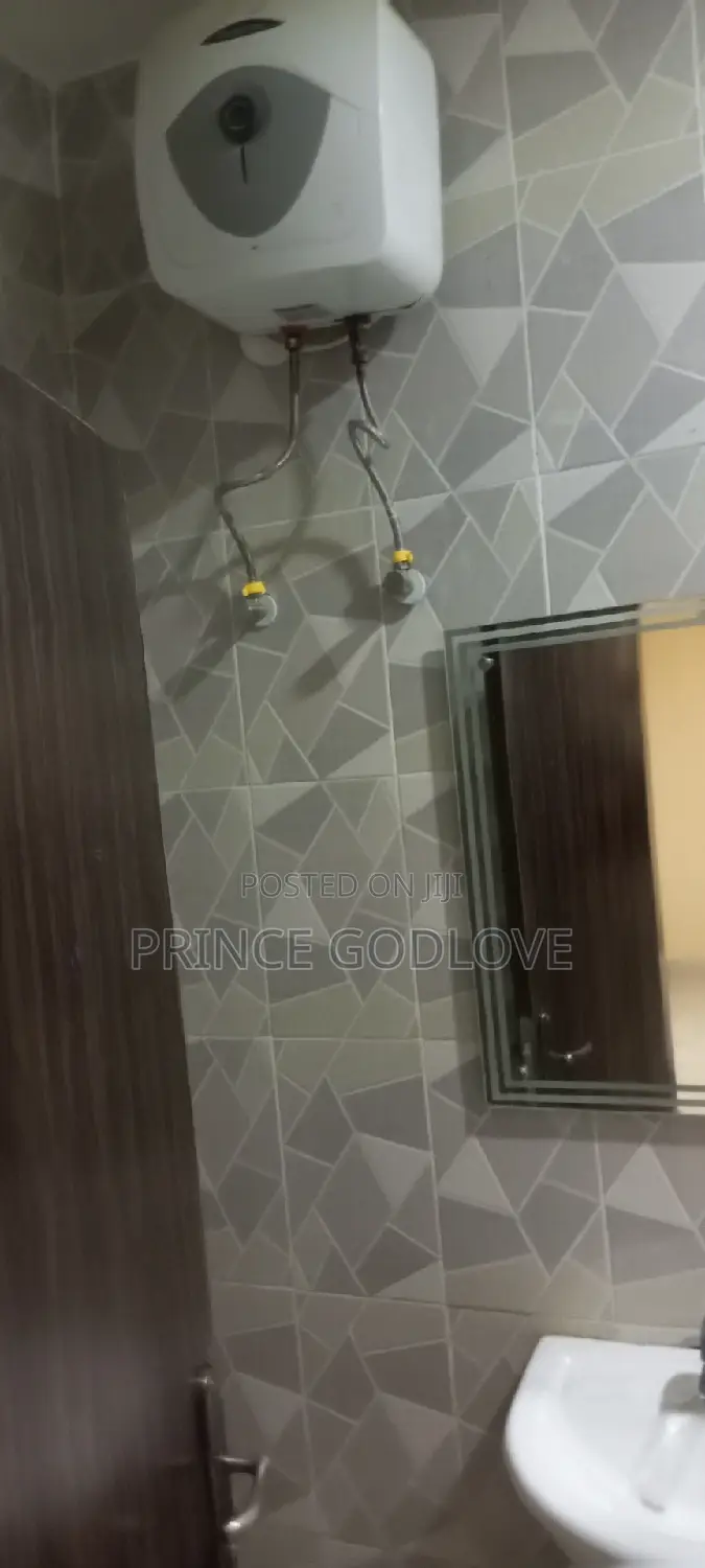 2bdrm Block of Flats in Trans Engineering, Dawaki for rent in Dawaki