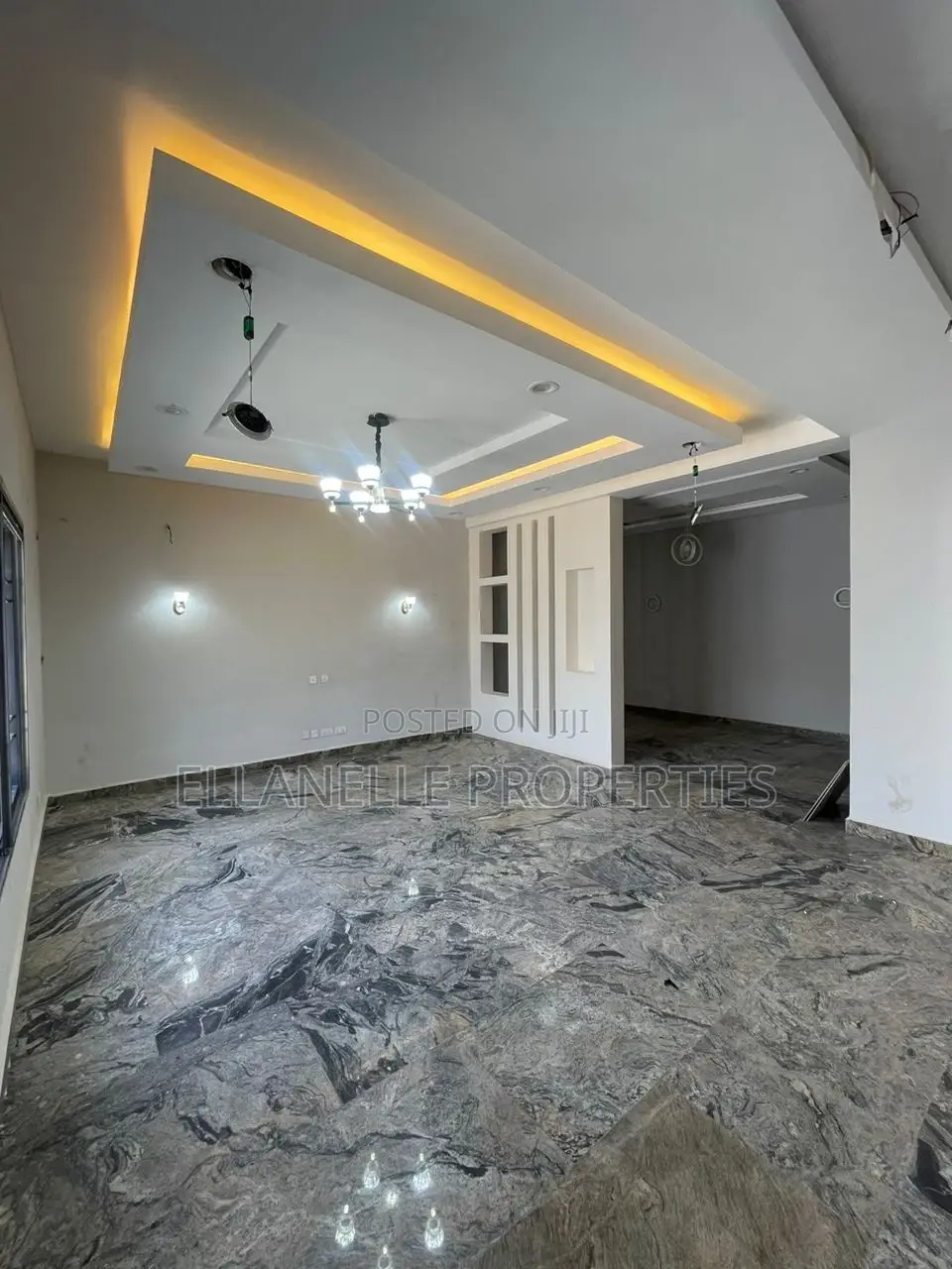 Furnished 5bdrm Townhouse/Terrace in Guzape District for sale in Guzape District