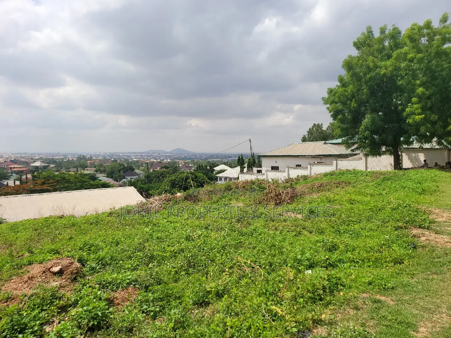 1000sqm Land for Sale at Karu at a Very Good Location for 20M in Karu