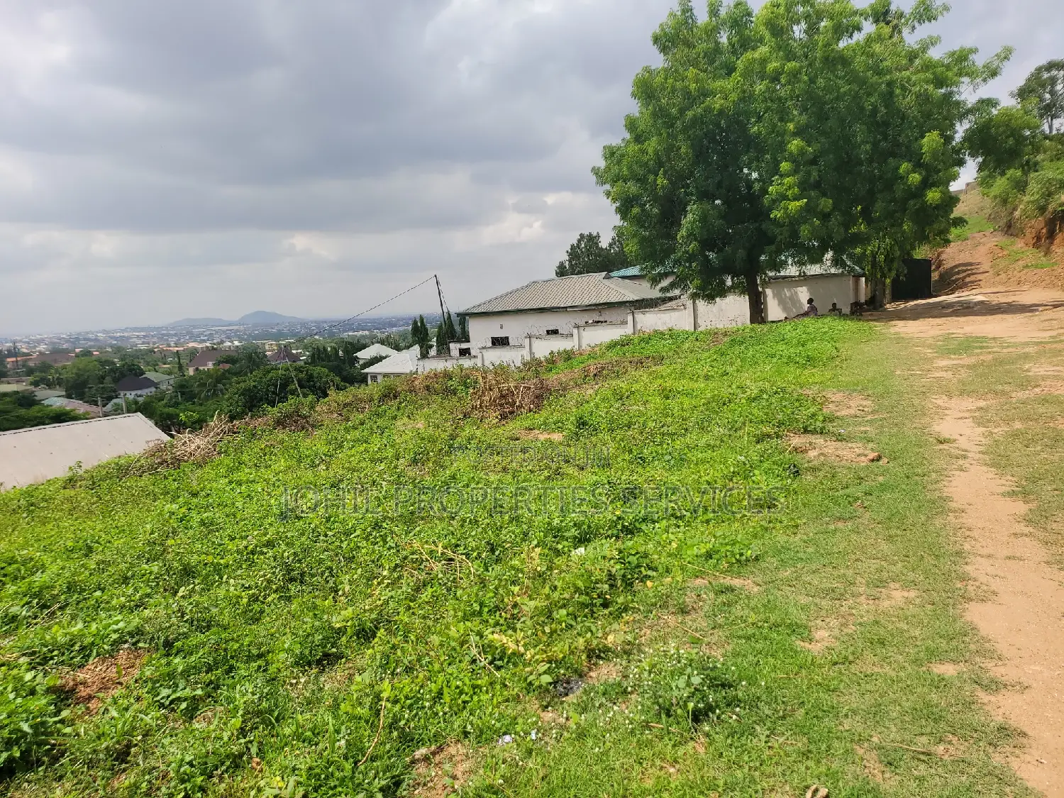 1000sqm Land for Sale at Karu at a Very Good Location for 20M in Karu