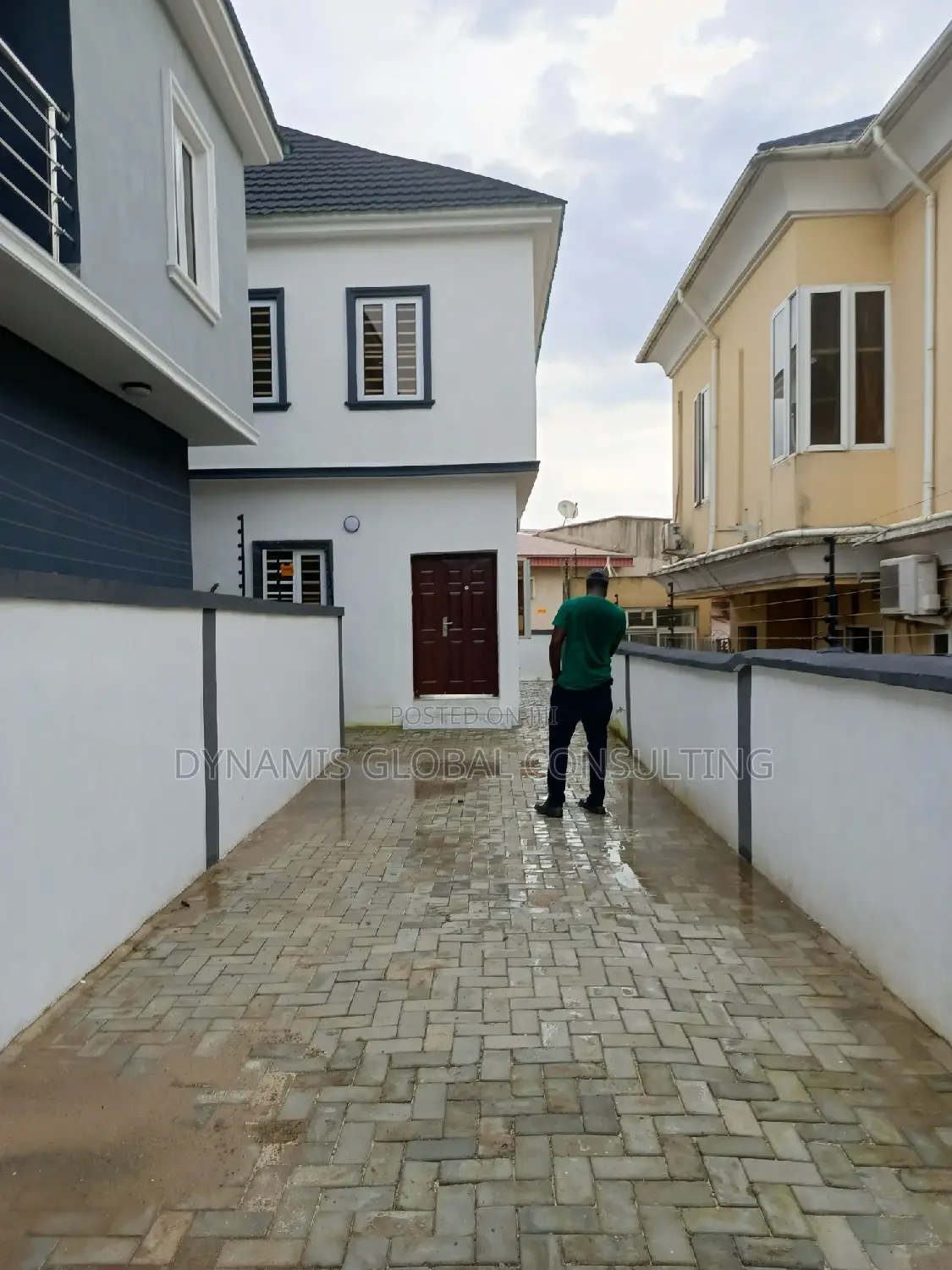 Furnished 4bdrm Duplex in Magodo Phase 1 Gra for sale in GRA Phase 1