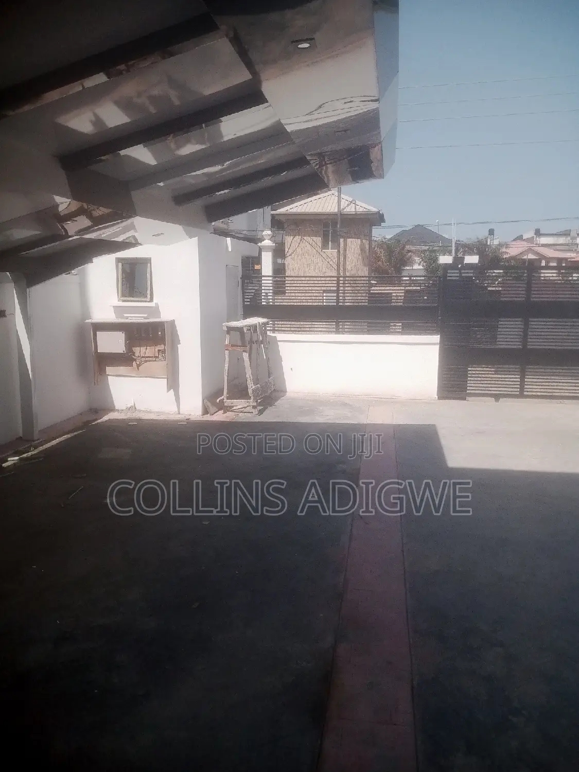 5bdrm Duplex in Osapa London Lekki for sale in Osapa london