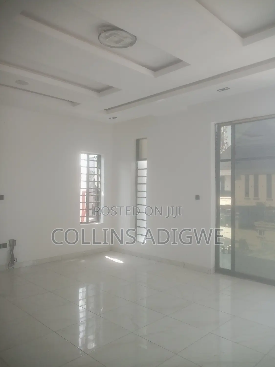 5bdrm Duplex in Osapa London Lekki for sale in Osapa london