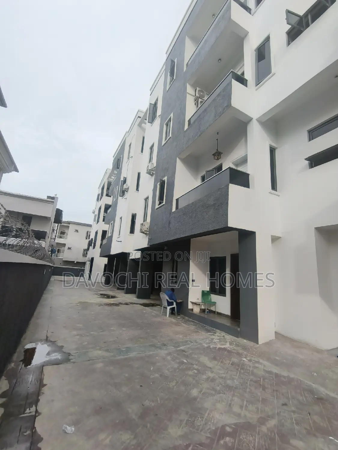 3bdrm Apartment in Chevron Second Toll, Lekki for rent in Lekki