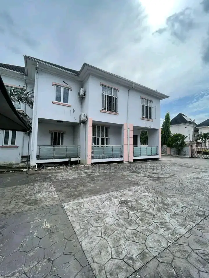5bdrm Duplex in Ada George By Chinda for sale in Port-Harcourt