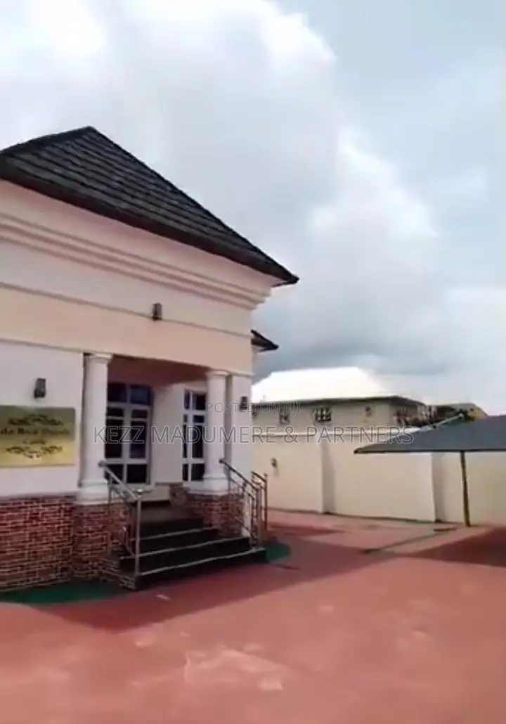 4bdrm Bungalow in New Owerri , Imo for sale in Owerri