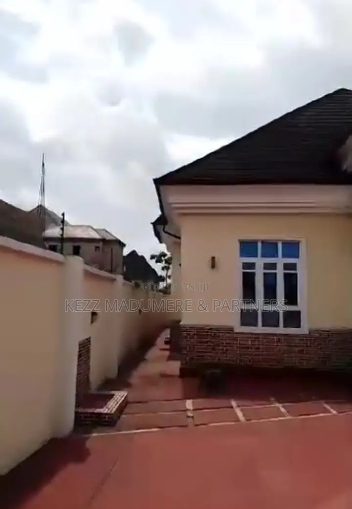 4bdrm Bungalow in New Owerri , Imo for sale in Owerri