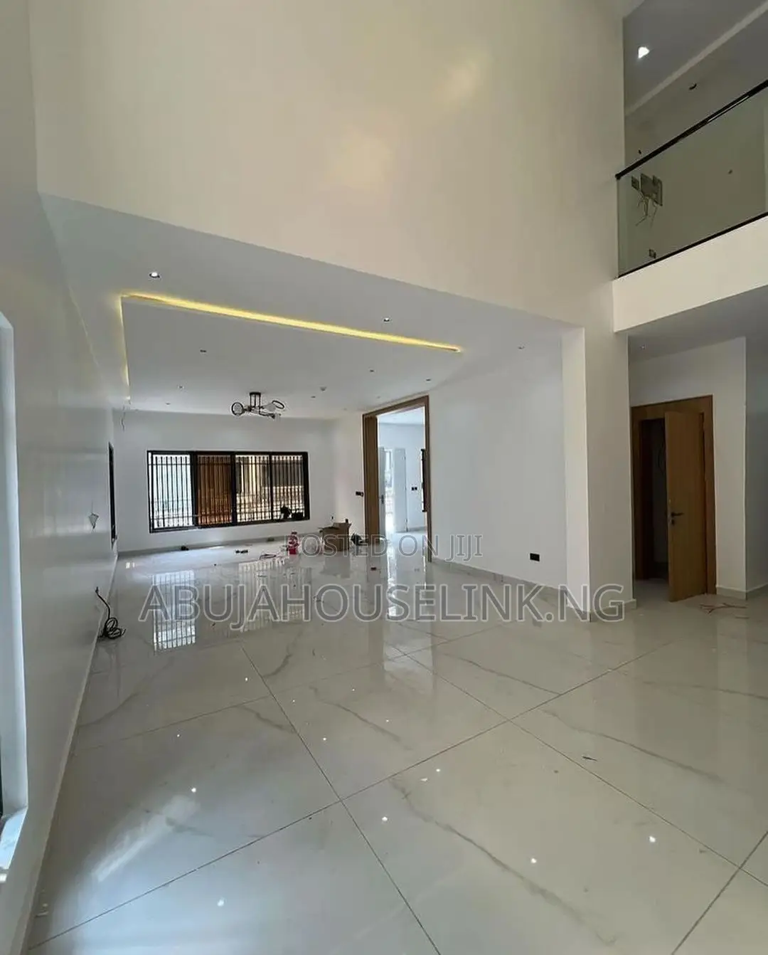 6bdrm Duplex in Guzape Main Abuja for sale in Guzape District