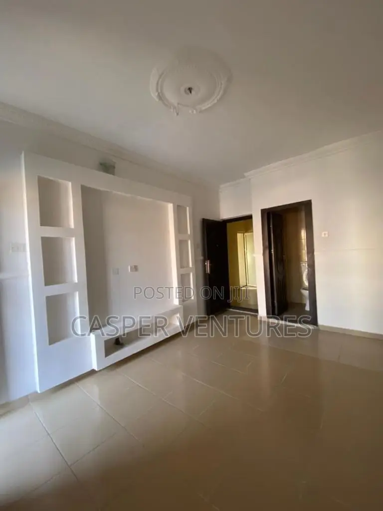 Mini Flat in Bakare, Agungi for rent in Agungi