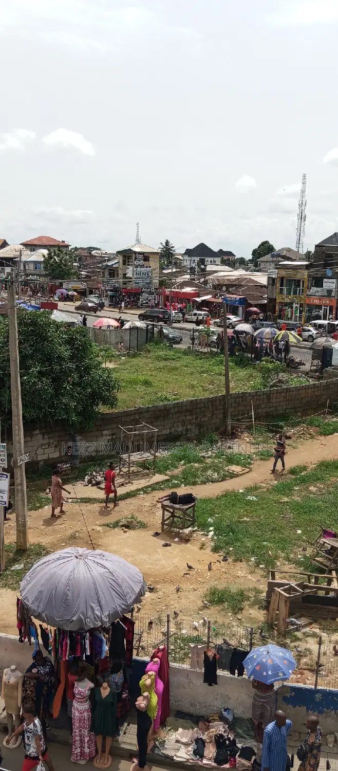 For Sale : 41⁄2 Rumuola ,Aba Road ,Port Harcourt in Port-Harcourt
