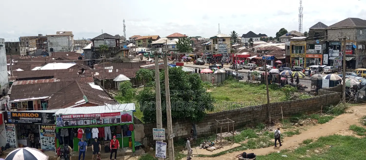 For Sale : 41⁄2 Rumuola ,Aba Road ,Port Harcourt in Port-Harcourt
