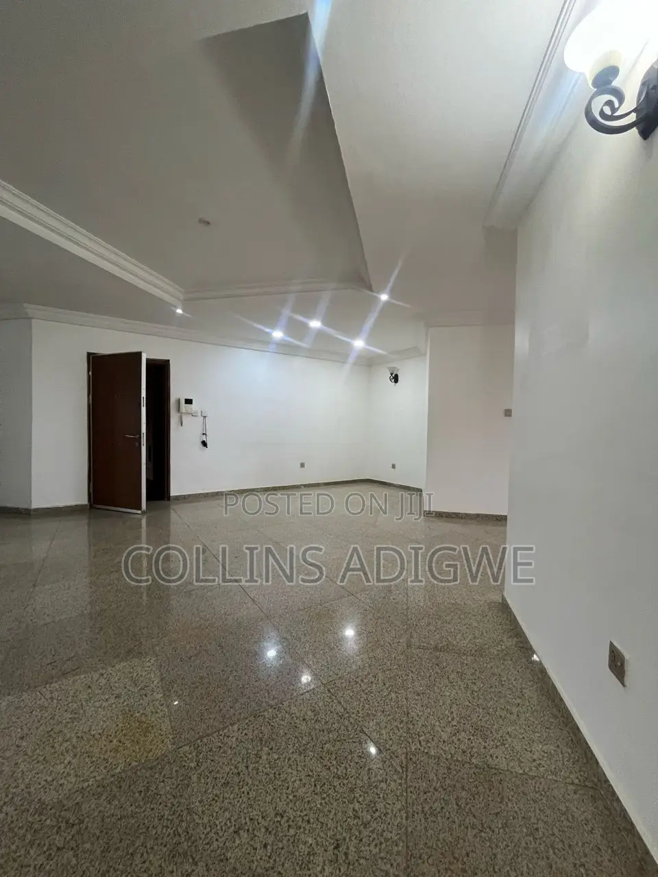 3bdrm Apartment in Oniru, Victoria Island for sale in Victoria Island