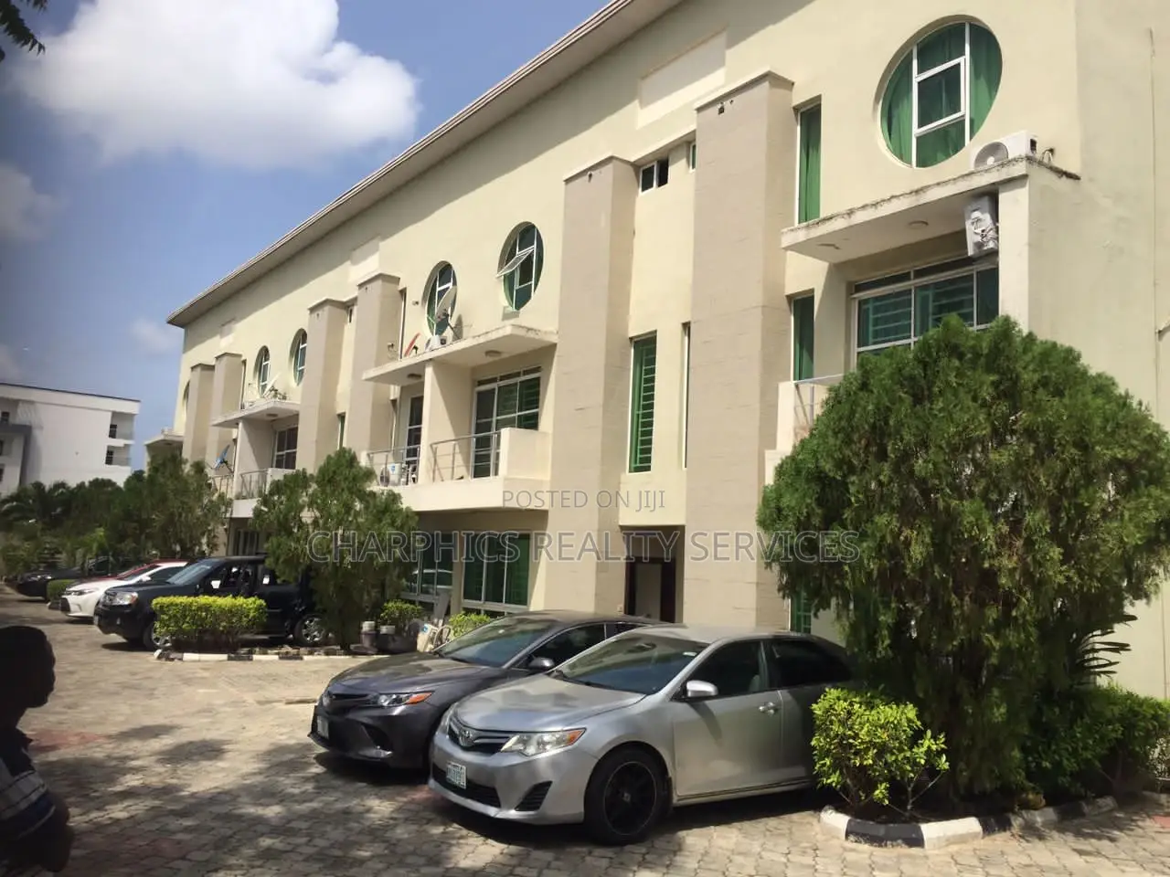4bdrm Duplex in Osborne Foreshore Estate for sale in Osborne Foreshore Estate