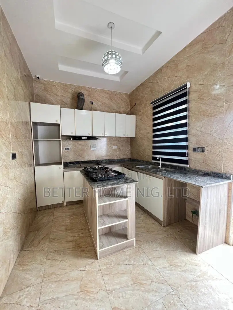Furnished 3bdrm Bungalow in Elebu, Ido for sale in Ido