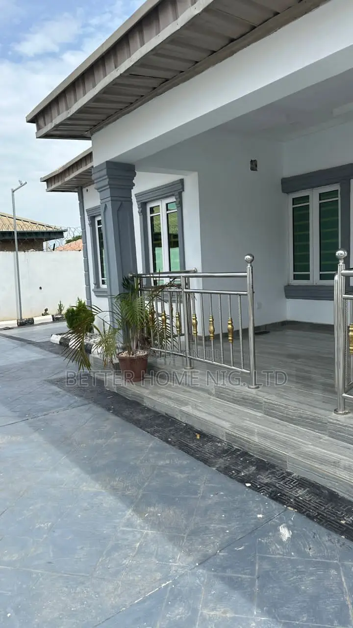 Furnished 3bdrm Bungalow in Elebu, Ido for sale in Ido
