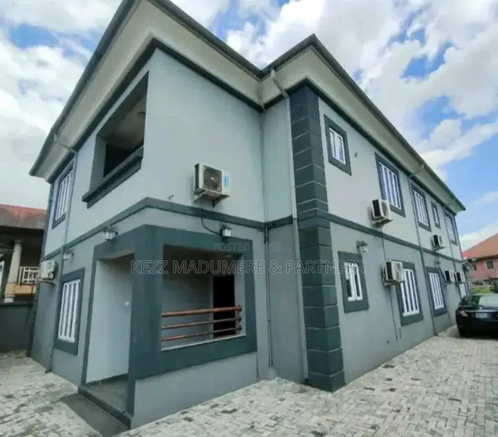 5bdrm Duplex in Back Of Mopol 19,, Port-Harcourt for sale in Port-Harcourt