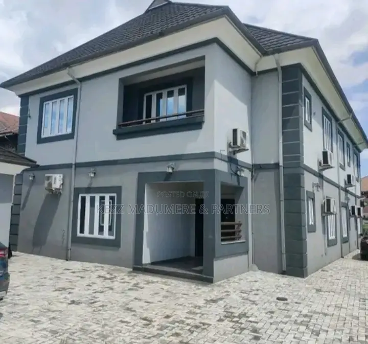 5bdrm Duplex in Back Of Mopol 19,, Port-Harcourt for sale in Port-Harcourt