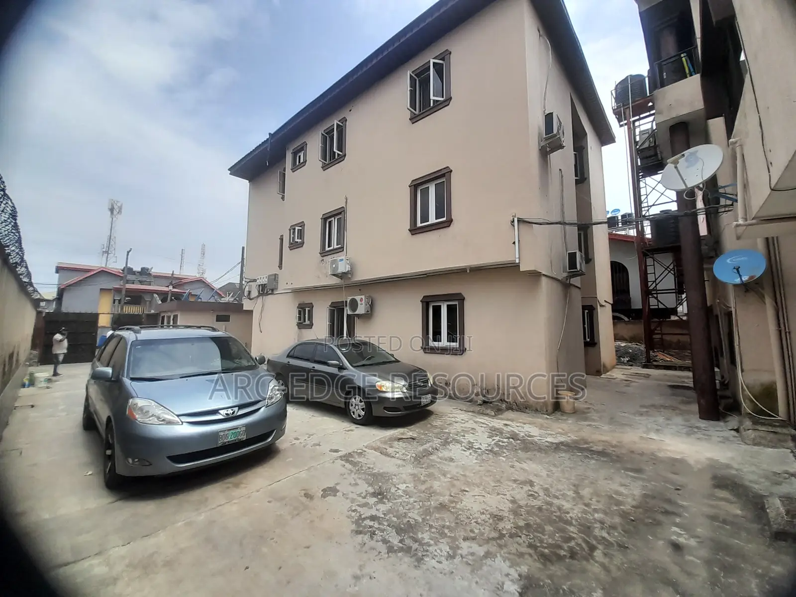 3bdrm Block of Flats in Apple Junction for sale in Apple Junction