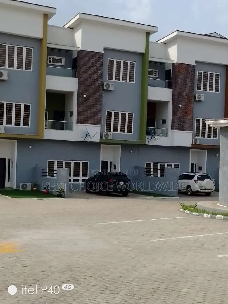 Furnished 4bdrm Duplex in Iyaganku Gra, Iyanganku for rent in Iyanganku