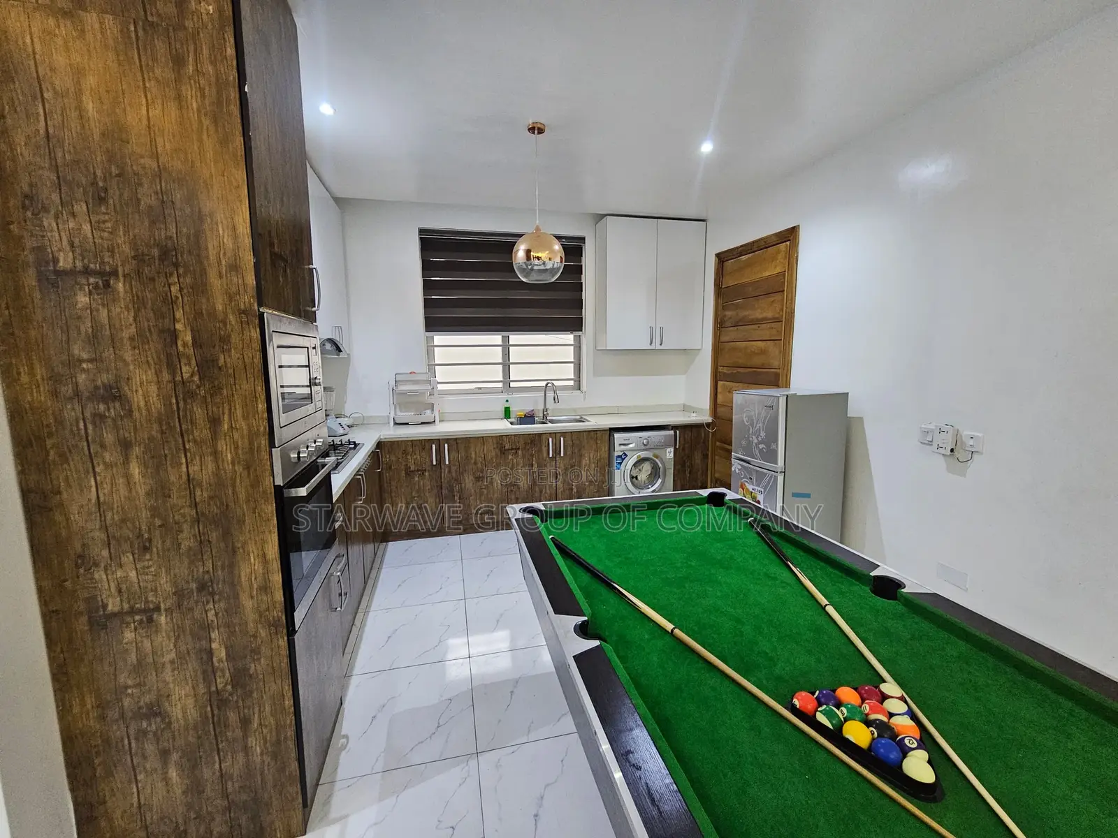 Luxury One Bedroom Apartment With Snooker in Lekki
