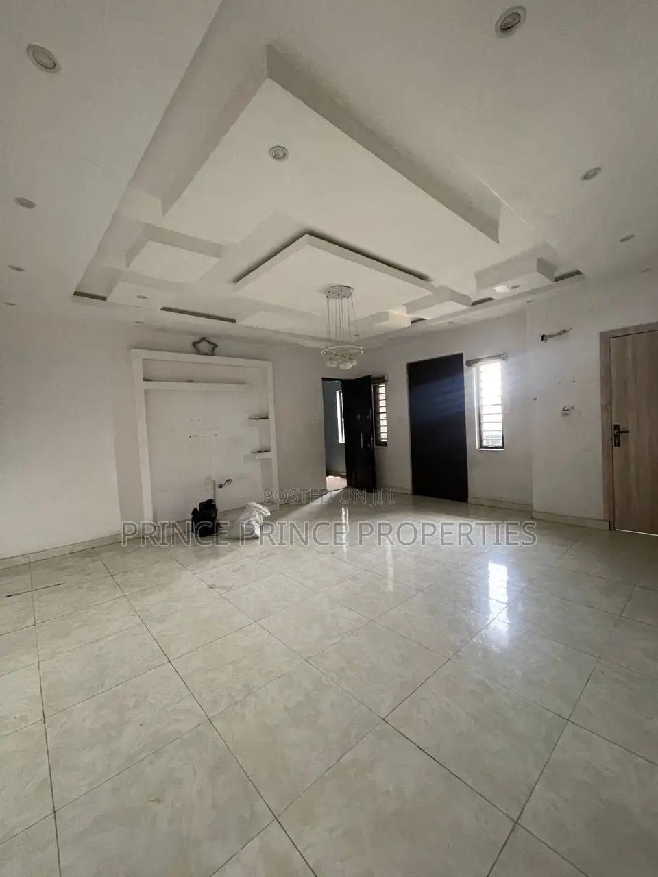 Furnished 3bdrm Block of Flats in Surulere for rent in Surulere