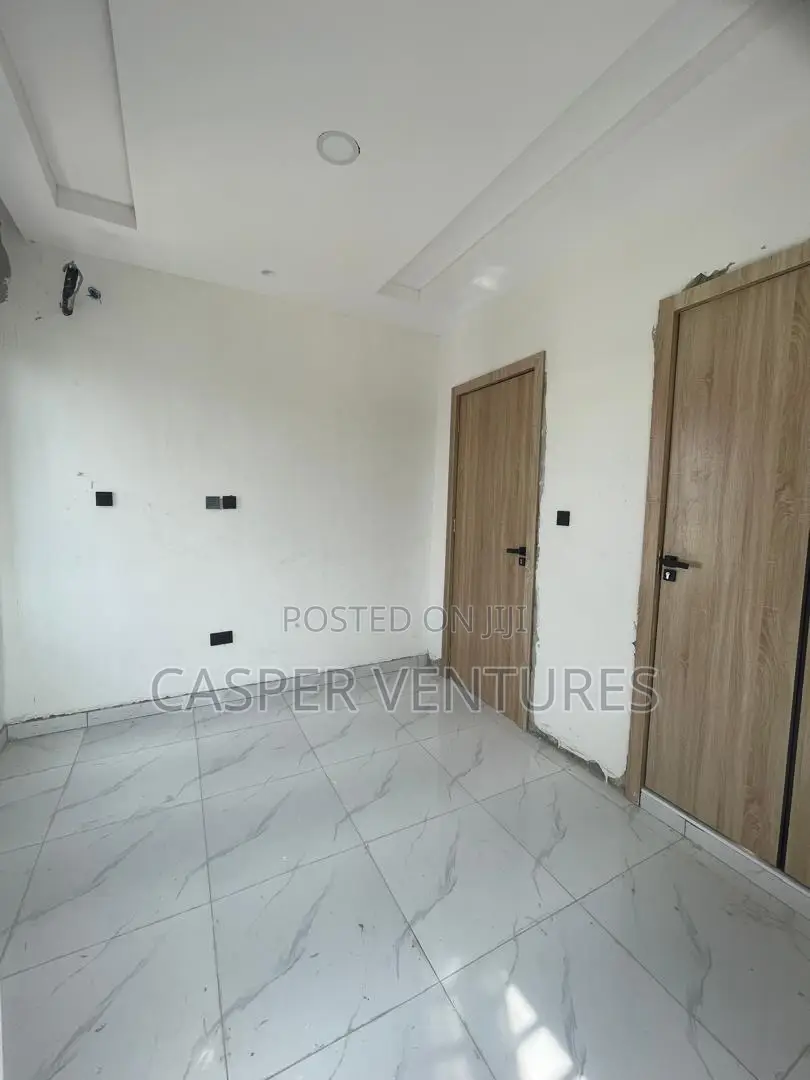 2bdrm Block of Flats in Ologolo for sale in Ologolo