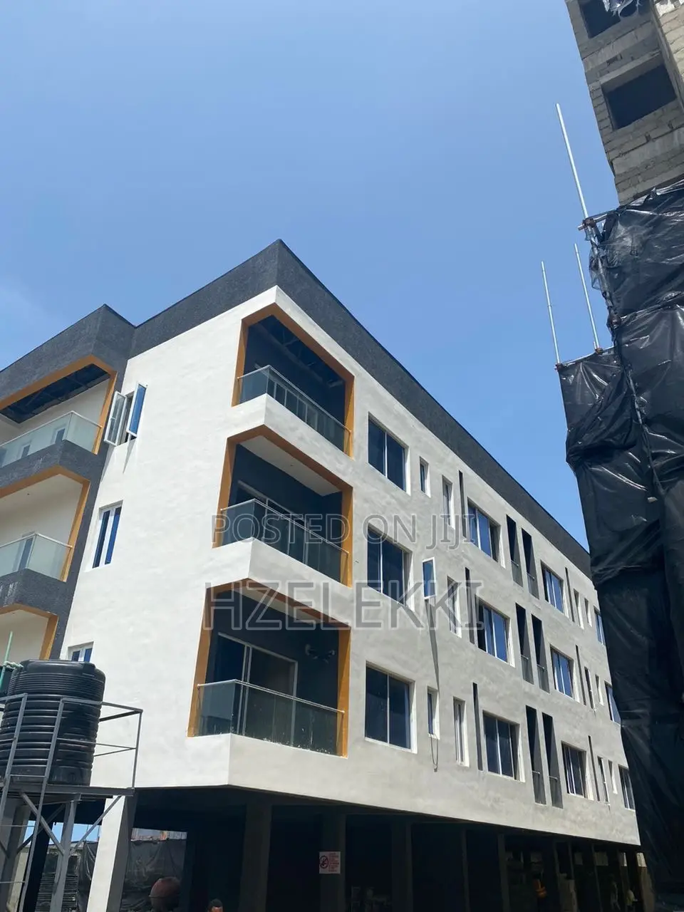 1bdrm Apartment in The Pearl Estate, Victoria Island for sale in Victoria Island