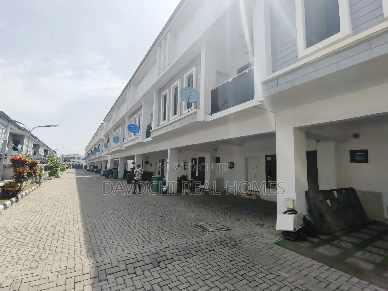 3bdrm Duplex in Orchid Road, Lekki for rent in Lekki