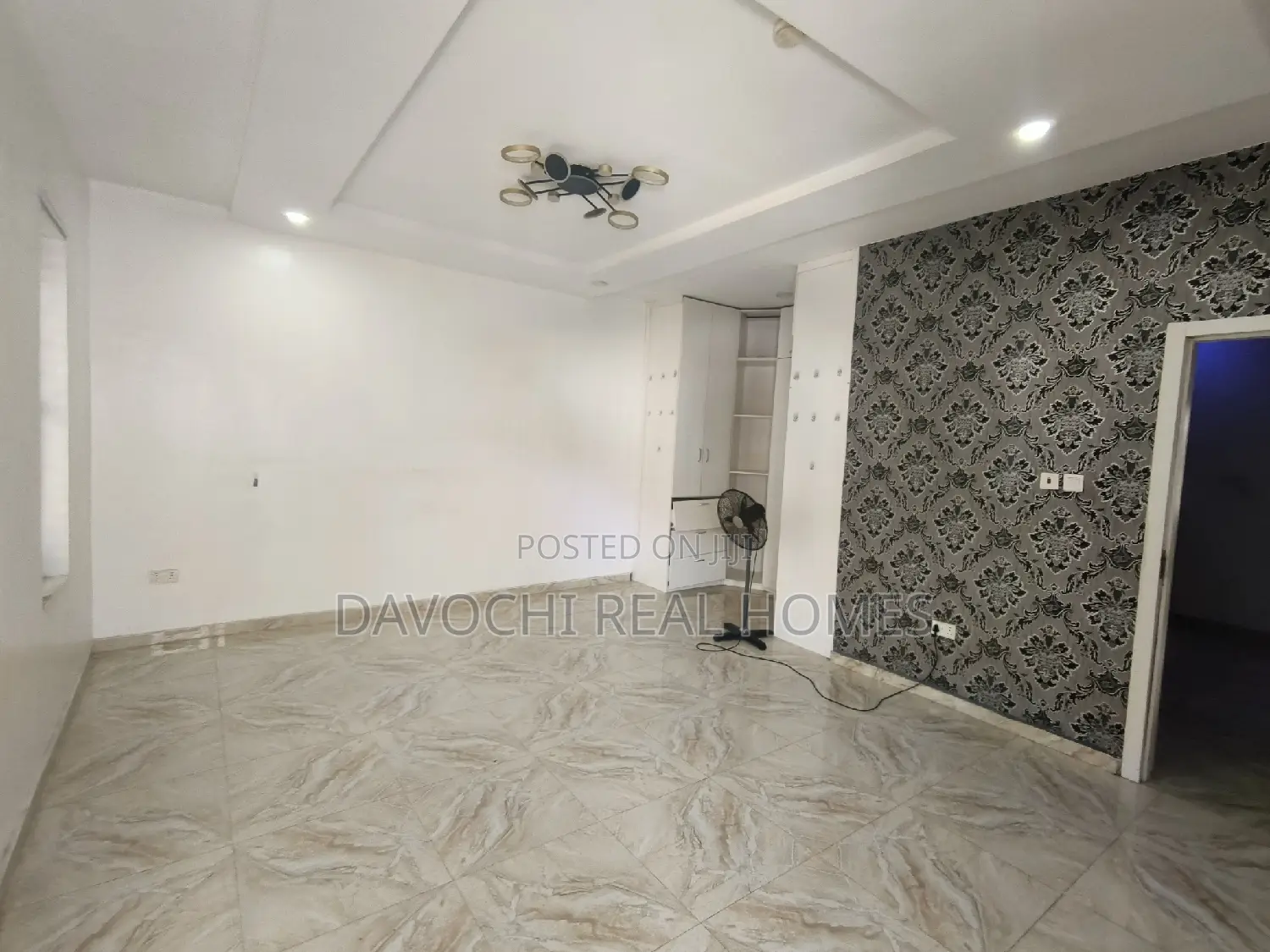 3bdrm Duplex in Orchid Road, Lekki for rent in Lekki