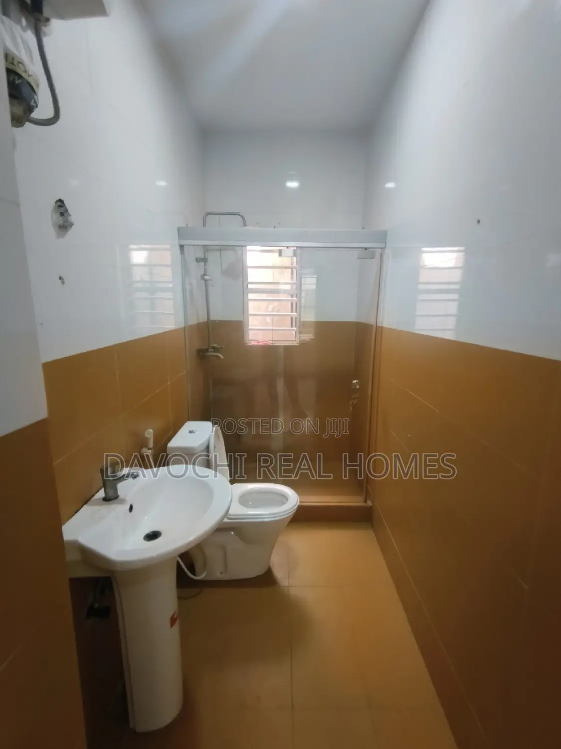 3bdrm Duplex in Orchid Road, Lekki for rent in Lekki