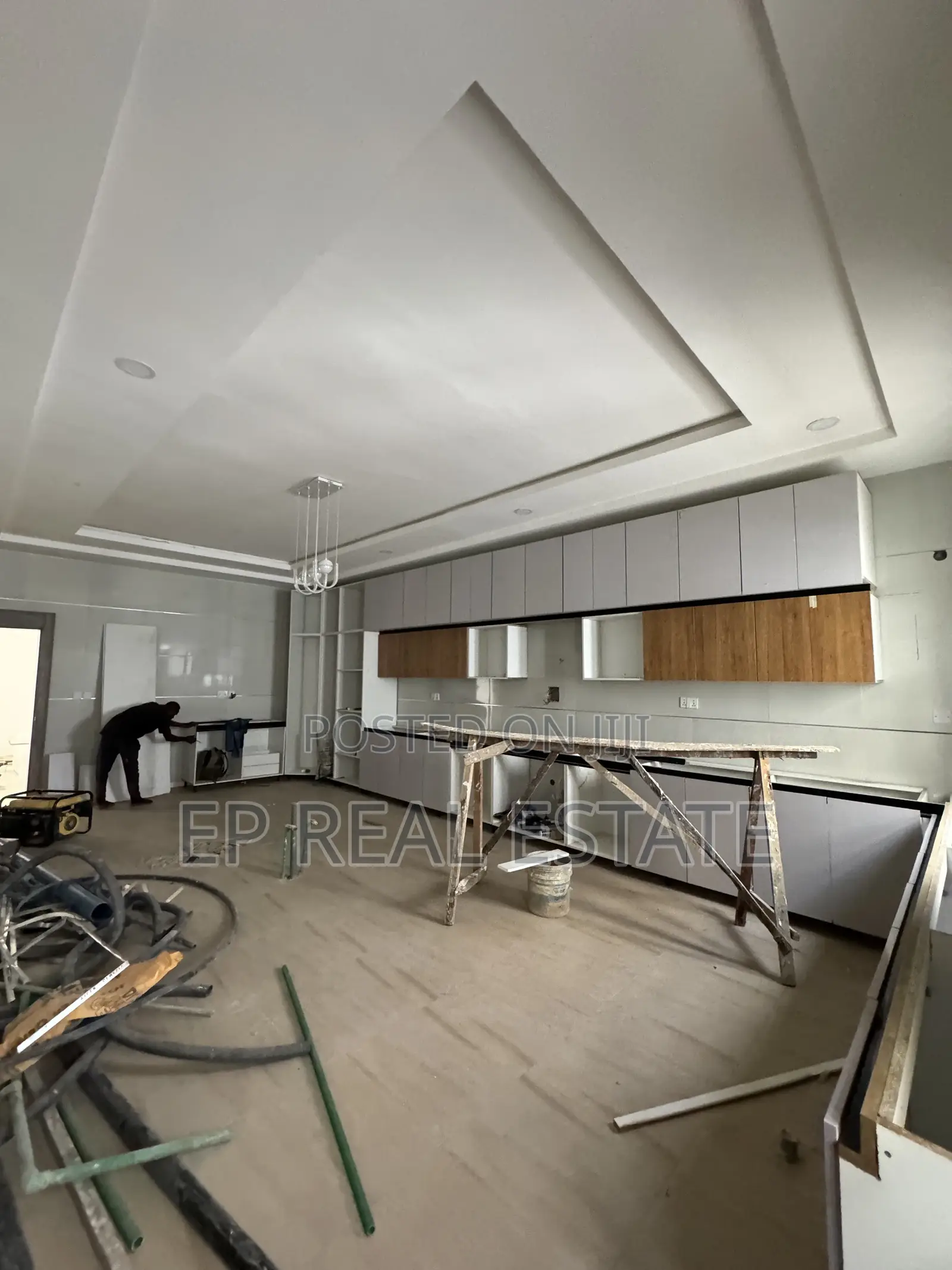 7bdrm Duplex in Guzape for sale in Guzape District