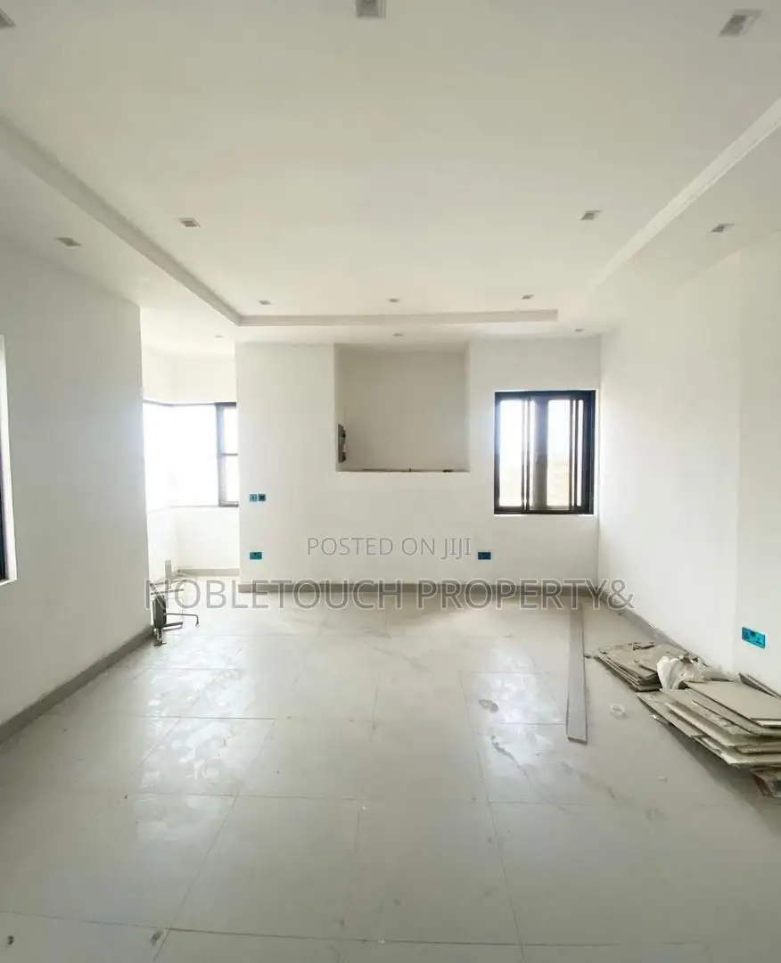 5bdrm Duplex in Ajao Estate Lagos for sale in Ajao Estate