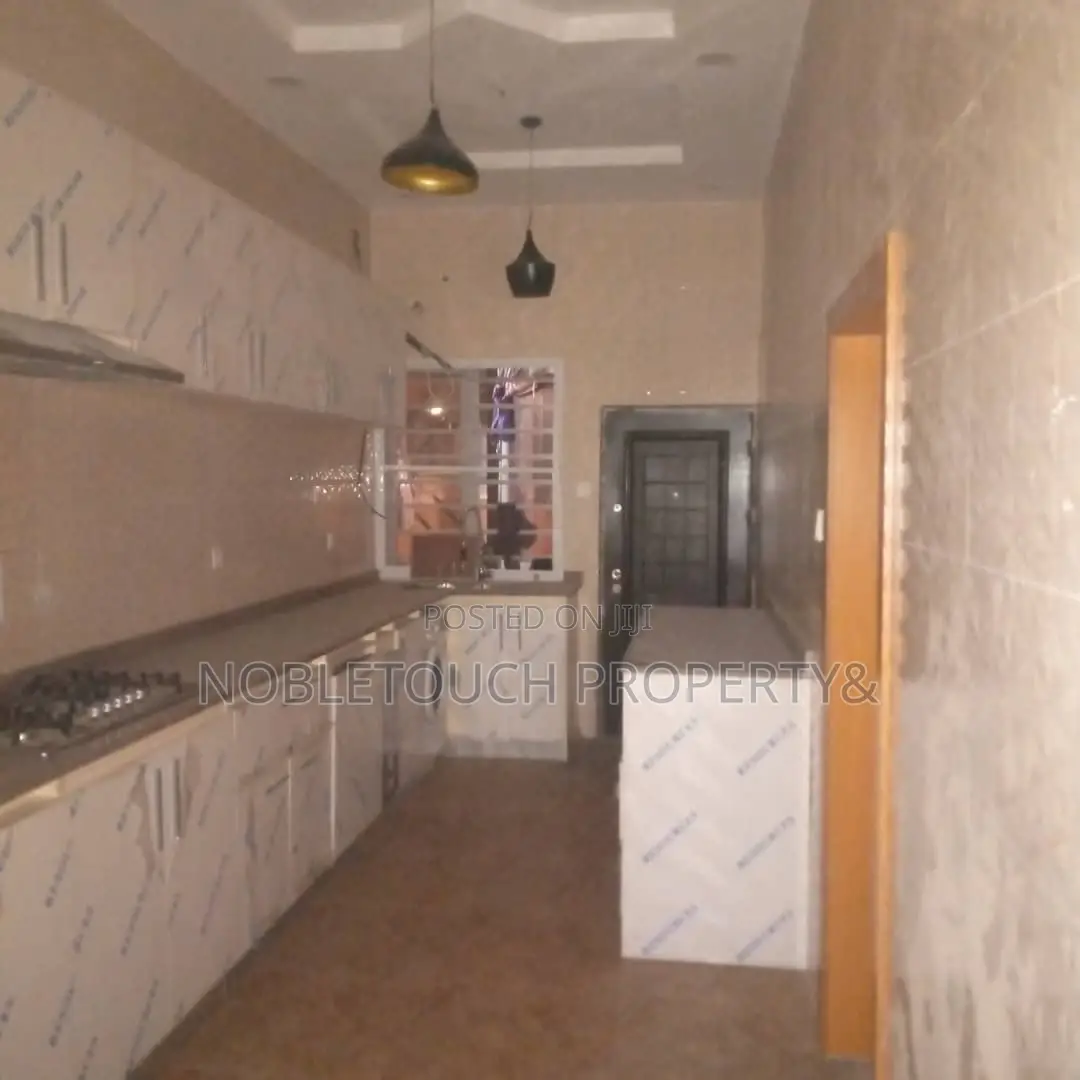 5bdrm Duplex in Ajao Estate Lagos for sale in Ajao Estate