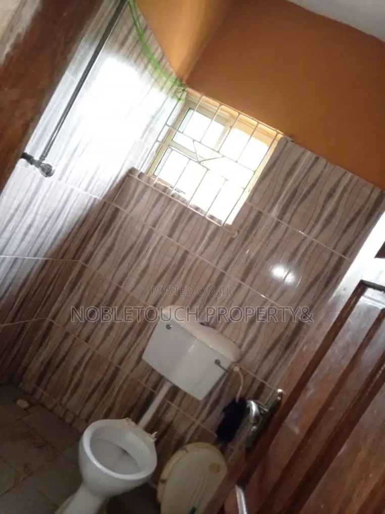 5bdrm Duplex in Ajao Estate Lagos for sale in Ajao Estate