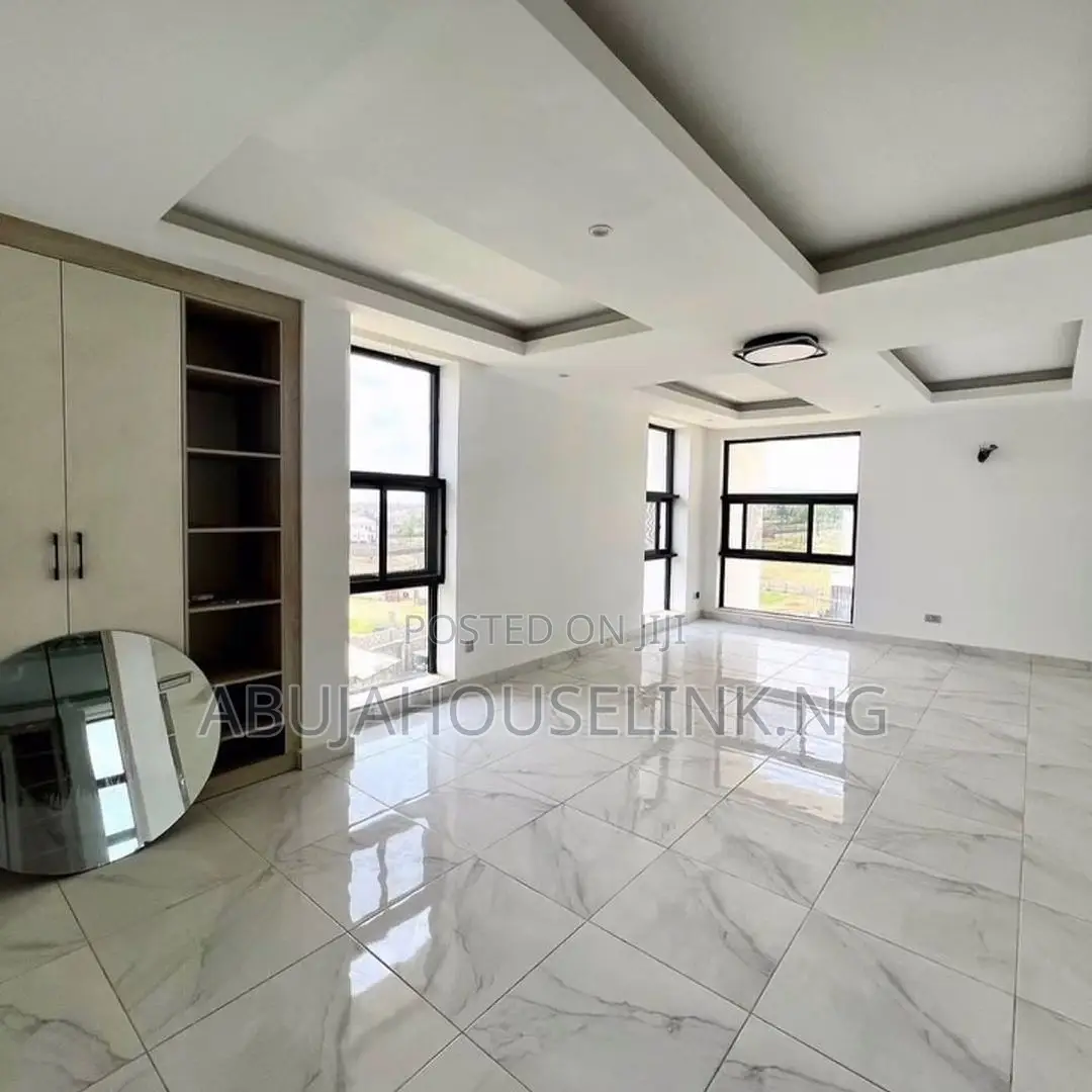 6bdrm Duplex in Life Camp Main Abuja for sale in Life Camp