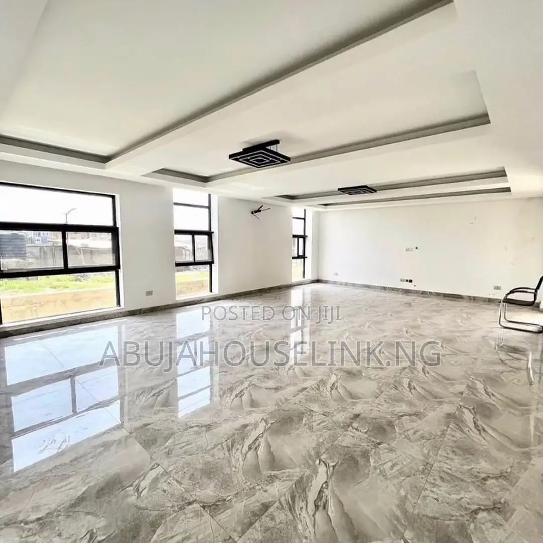 6bdrm Duplex in Life Camp Main Abuja for sale in Life Camp