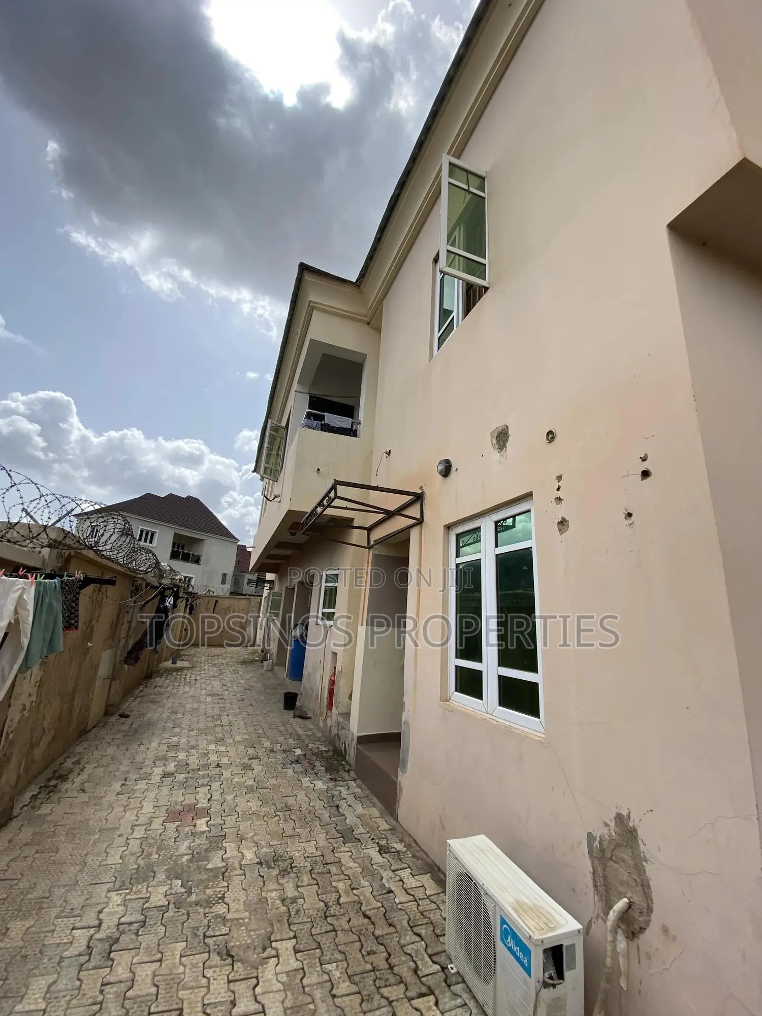 2bdrm Duplex in Dawaki for rent in Dawaki
