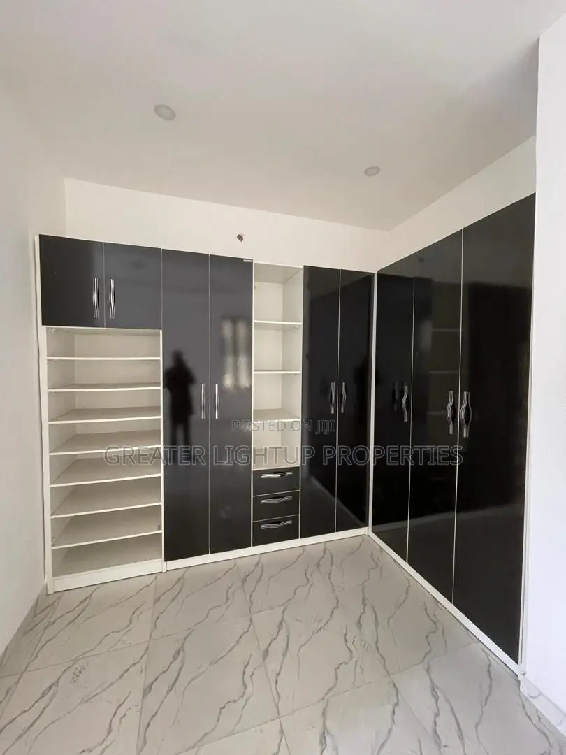 Furnished 5bdrm Duplex in Orchid, Lekki for sale in Lekki
