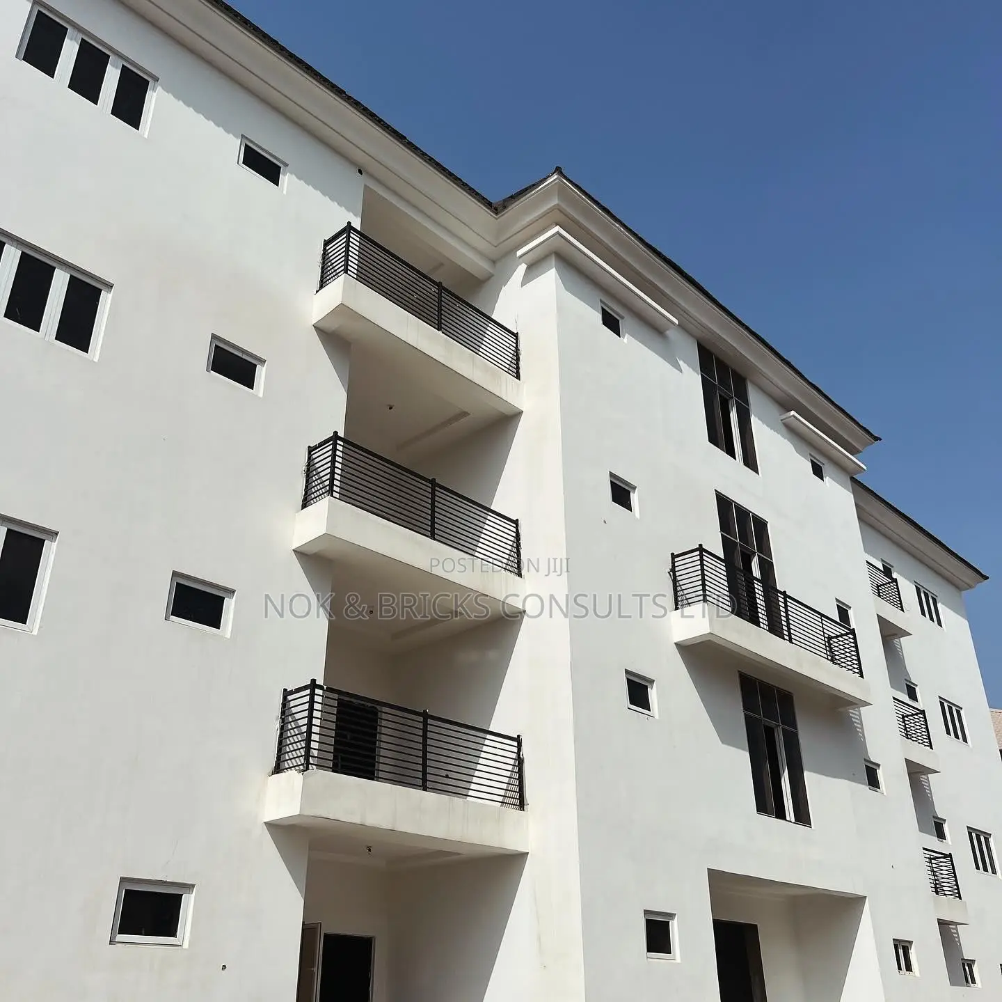 3bdrm Block of Flats in Bricks Apartment, Durumi for rent in Durumi